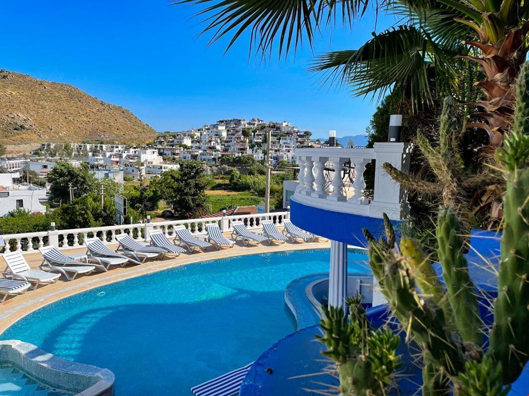 Aspat Hotel Bodrum - Beach&Restaurant ภายนอก รูปภาพ